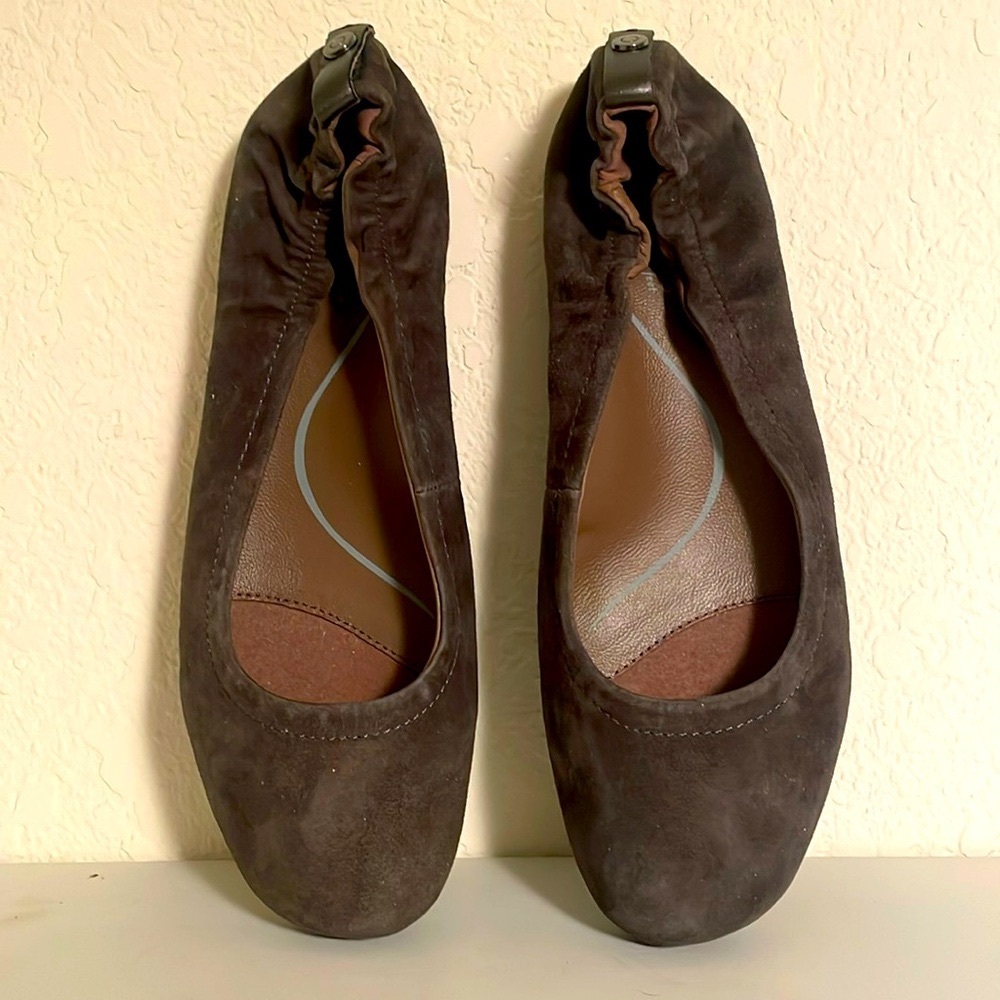 Dark grey-brown leather flats, 7.5 wide